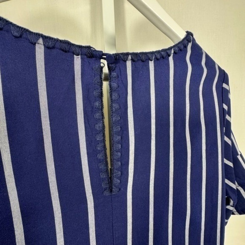 Tommy Bahama Dress M Medium Blue White Vista Stripe V Neck Flutter Sleeve Casual - Picture 10 of 16